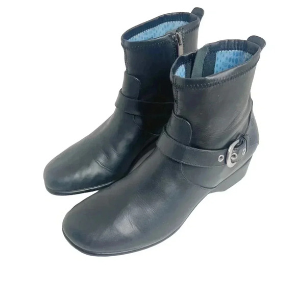 Aravon Black Leather Booties Silver Buckle Women's Size 5.5 - Picture 2 of 13